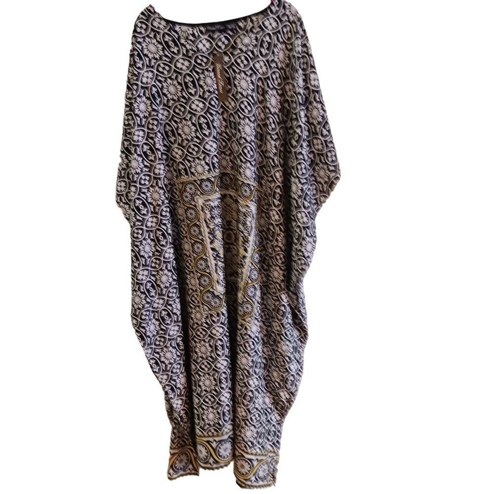 Good Times mu-mu, black and white, size free, new, women's